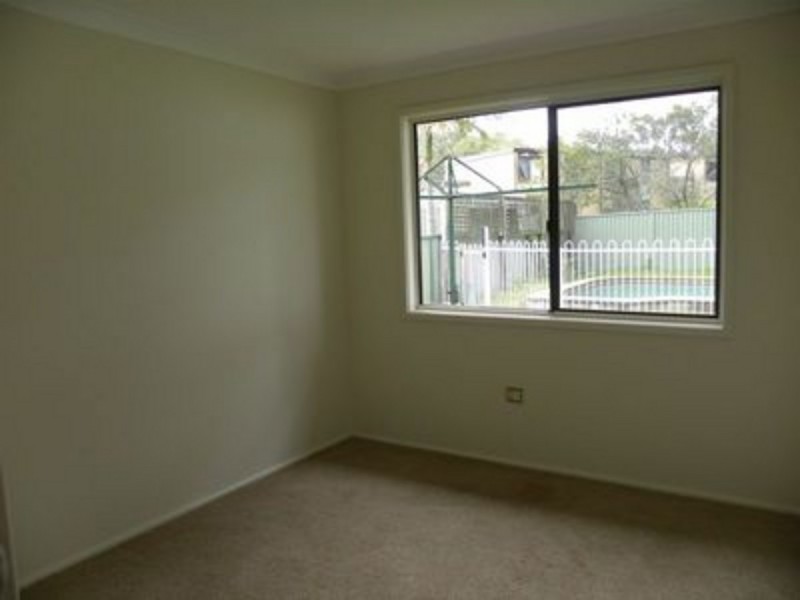 30 Northcott Avenue, Wyong NSW 2259