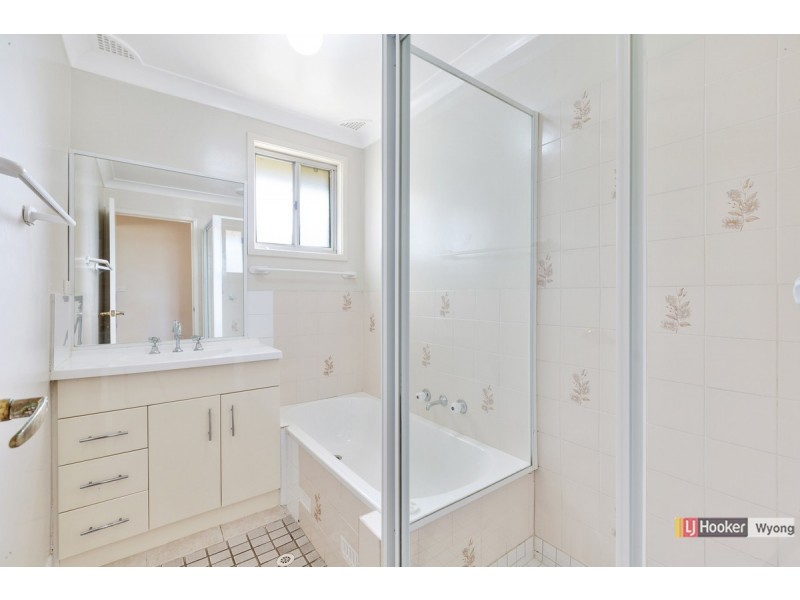 26 Somers Drive, Watanobbi NSW 2259