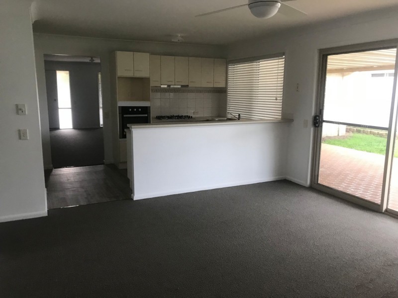 4 Skyhawk Avenue, Hamlyn Terrace NSW 2259