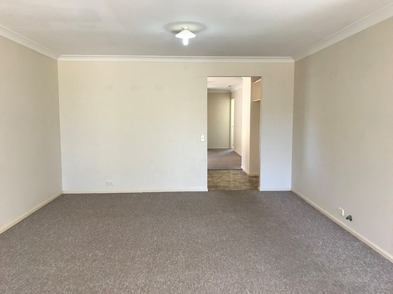 4 Skyhawk Avenue, Hamlyn Terrace NSW 2259