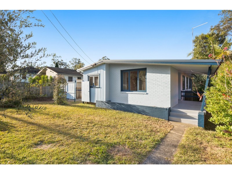 18 Cutler Drive, Wyong NSW 2259
