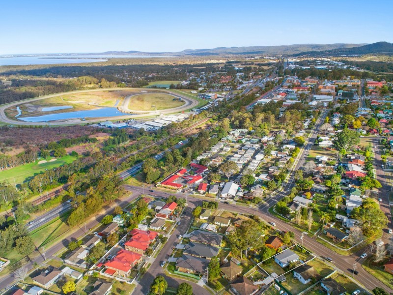 18 Cutler Drive, Wyong NSW 2259