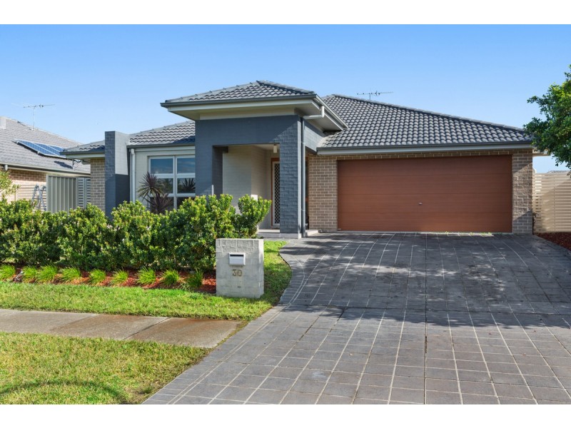 30 Wakool Crescent, Woongarrah NSW 2259