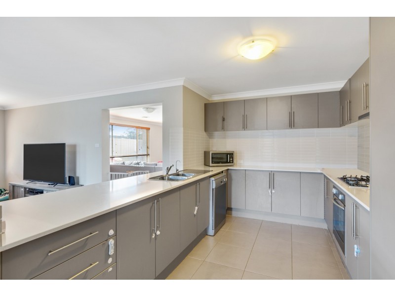 30 Wakool Crescent, Woongarrah NSW 2259