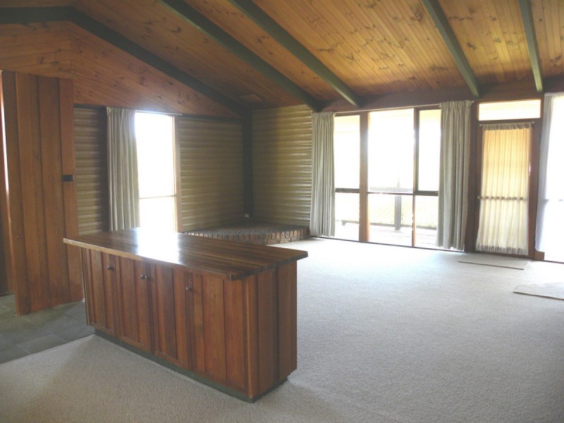 252 Tuggerawong Road, Tuggerawong NSW 2259