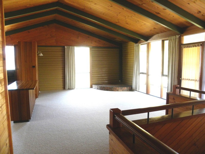 252 Tuggerawong Road, Tuggerawong NSW 2259