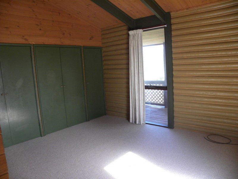 252 Tuggerawong Road, Tuggerawong NSW 2259
