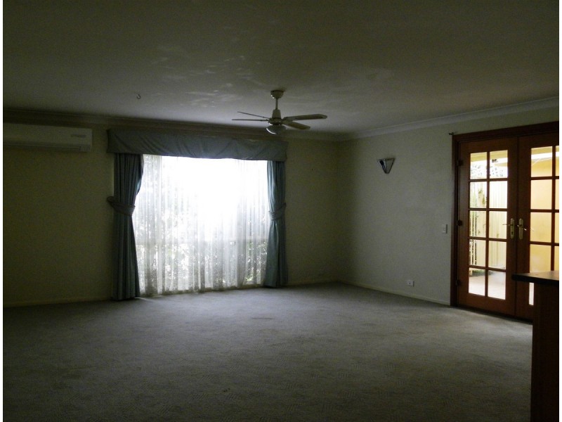 13 Skyhawk Avenue, Hamlyn Terrace NSW 2259