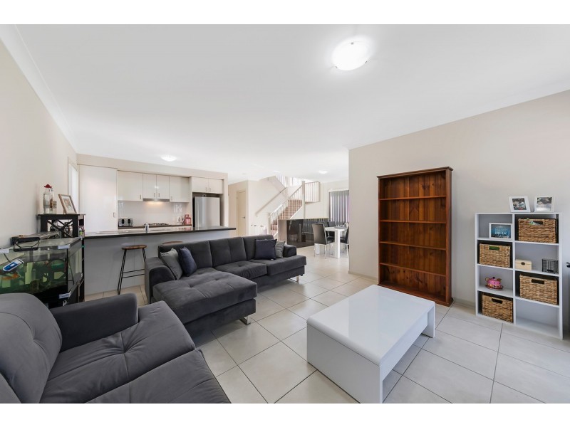 6 Darcey Street, Woongarrah NSW 2259