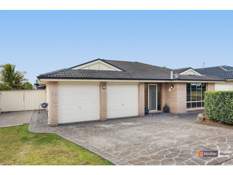30 Greenhaven Circuit, Woongarrah NSW 2259