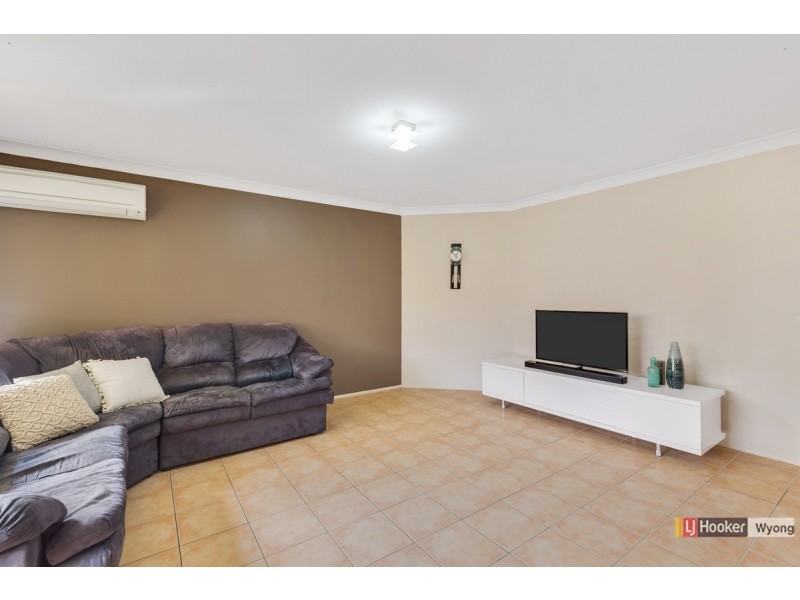 30 Greenhaven Circuit, Woongarrah NSW 2259