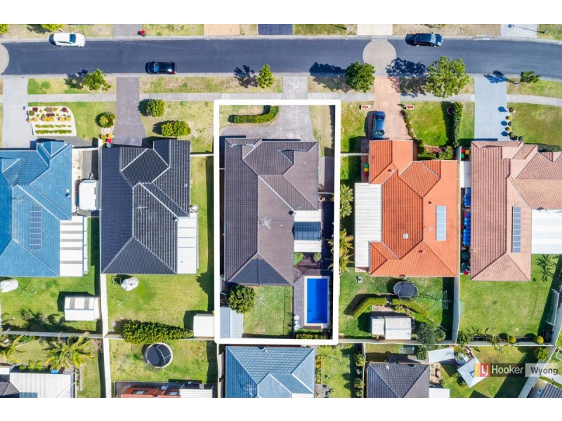 30 Greenhaven Circuit, Woongarrah NSW 2259