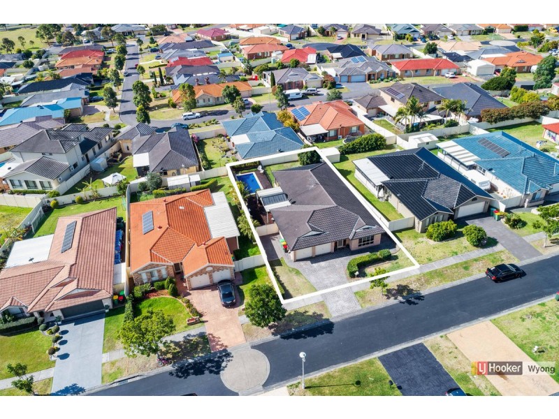 30 Greenhaven Circuit, Woongarrah NSW 2259