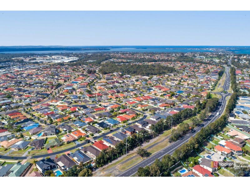 30 Greenhaven Circuit, Woongarrah NSW 2259