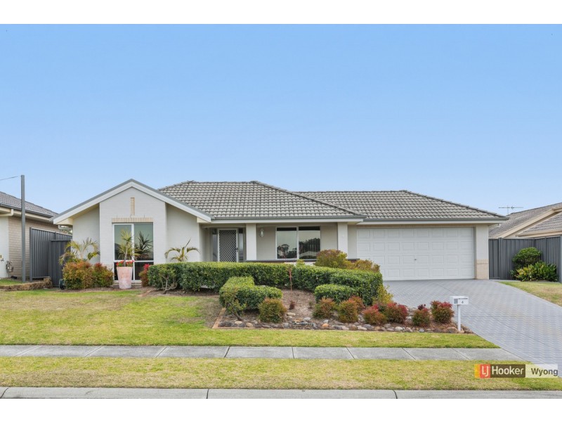 4 Drovers Way, Wadalba NSW 2259
