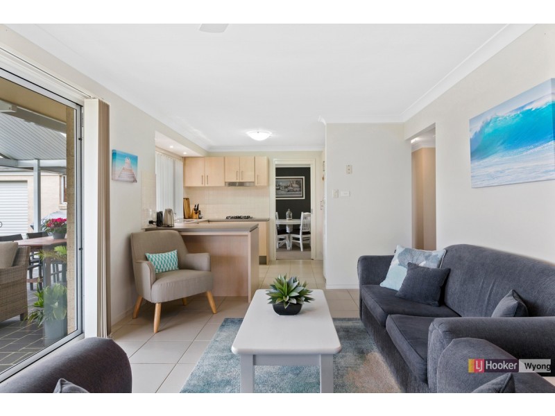 4 Drovers Way, Wadalba NSW 2259
