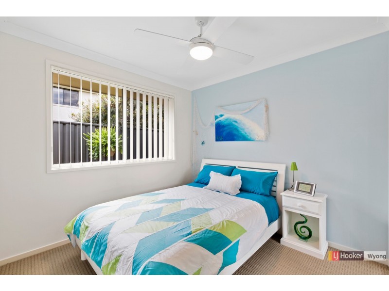 4 Drovers Way, Wadalba NSW 2259