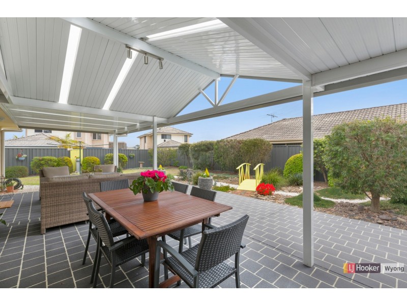 4 Drovers Way, Wadalba NSW 2259