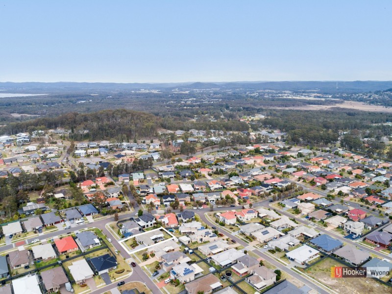 4 Drovers Way, Wadalba NSW 2259