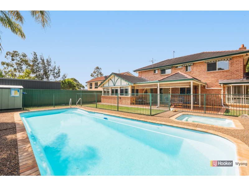 12 Brittania Drive, Watanobbi NSW 2259