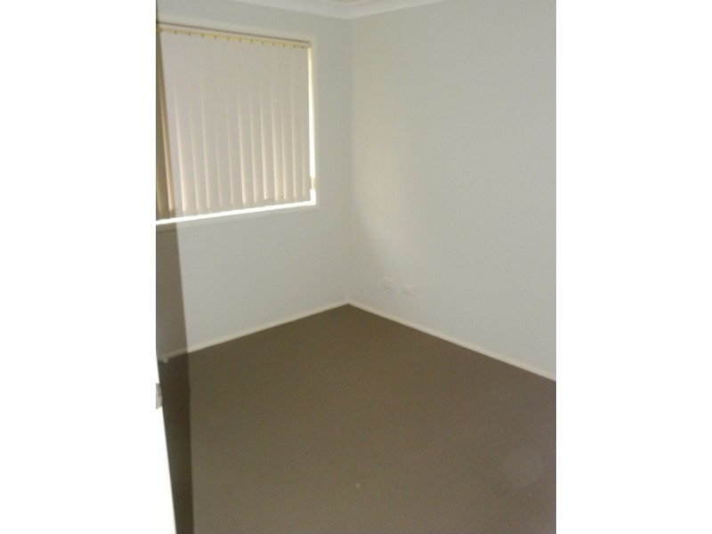 4 Mascord Avenue, Wadalba NSW 2259