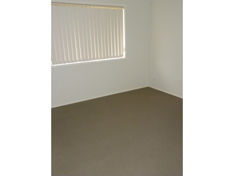 4 Mascord Avenue, Wadalba NSW 2259