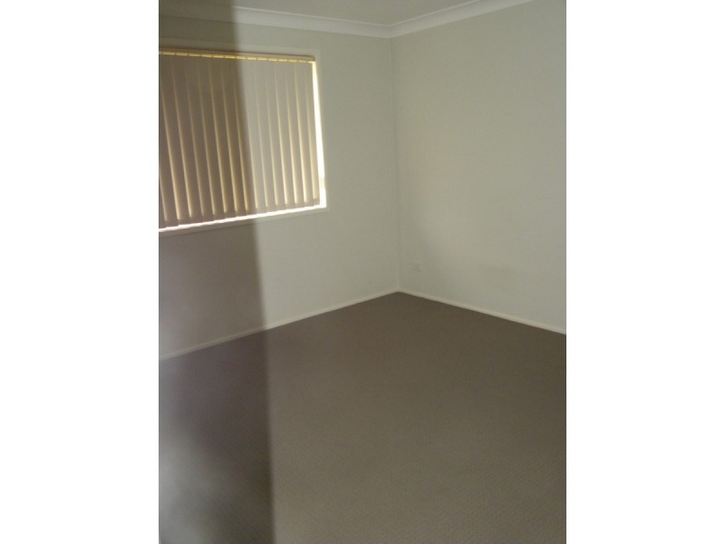 4 Mascord Avenue, Wadalba NSW 2259