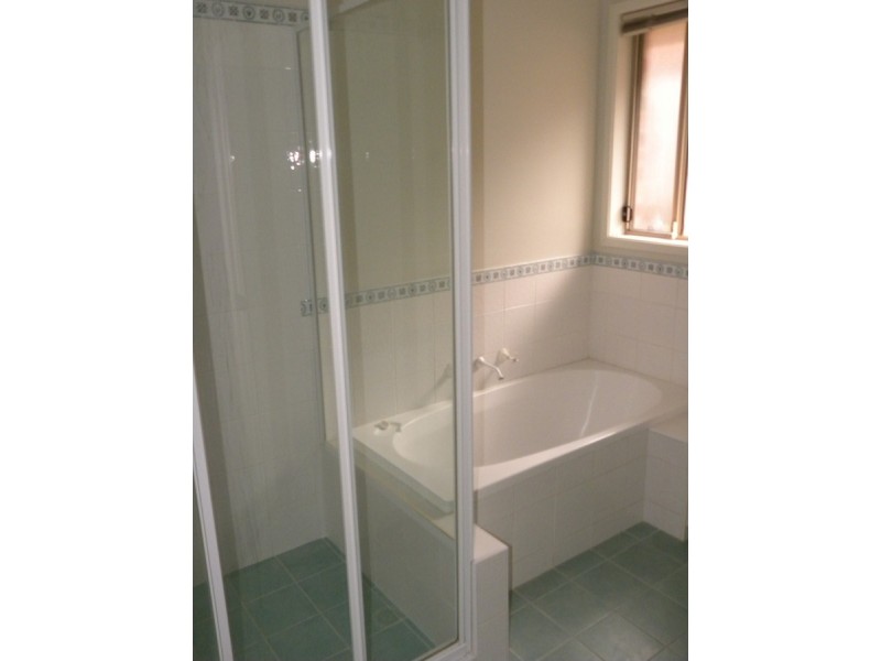 4 Mascord Avenue, Wadalba NSW 2259