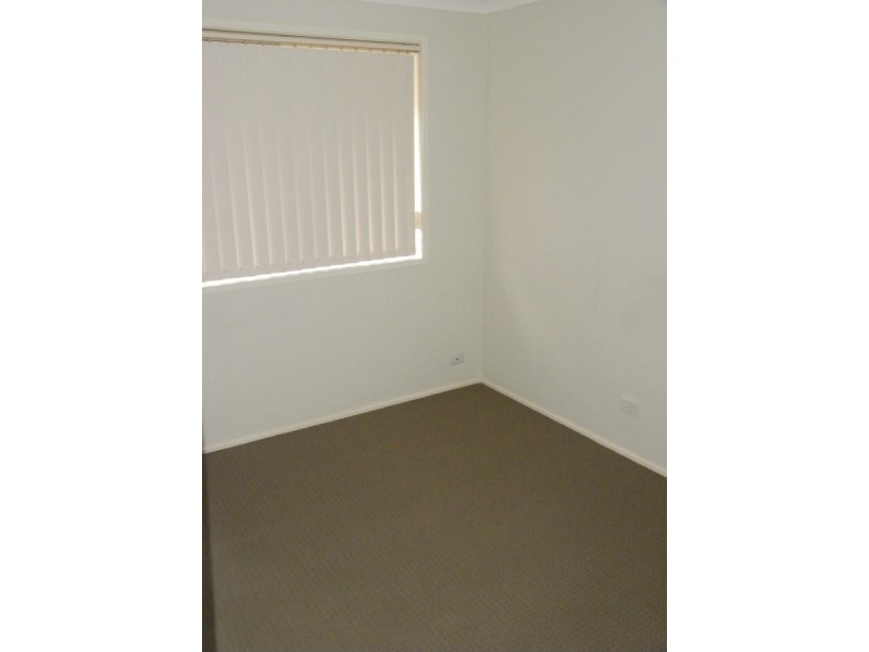 4 Mascord Avenue, Wadalba NSW 2259