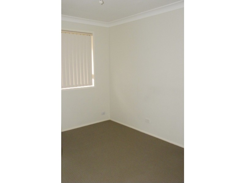 4 Mascord Avenue, Wadalba NSW 2259