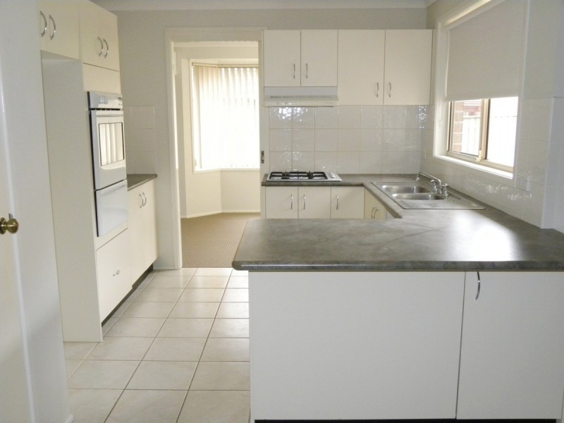 4 Mascord Avenue, Wadalba NSW 2259