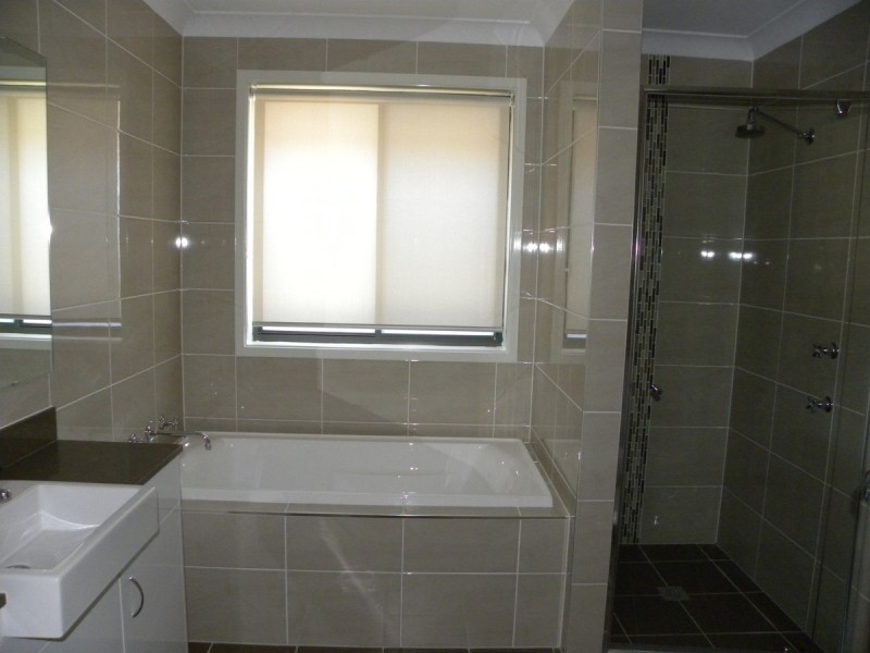 17 Clydesdale Street, Wadalba NSW 2259