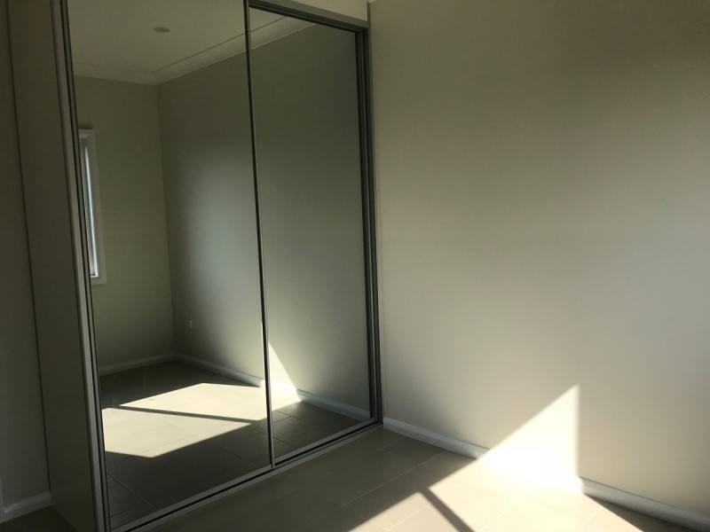 8a Crystal Crescent, Wyong NSW 2259