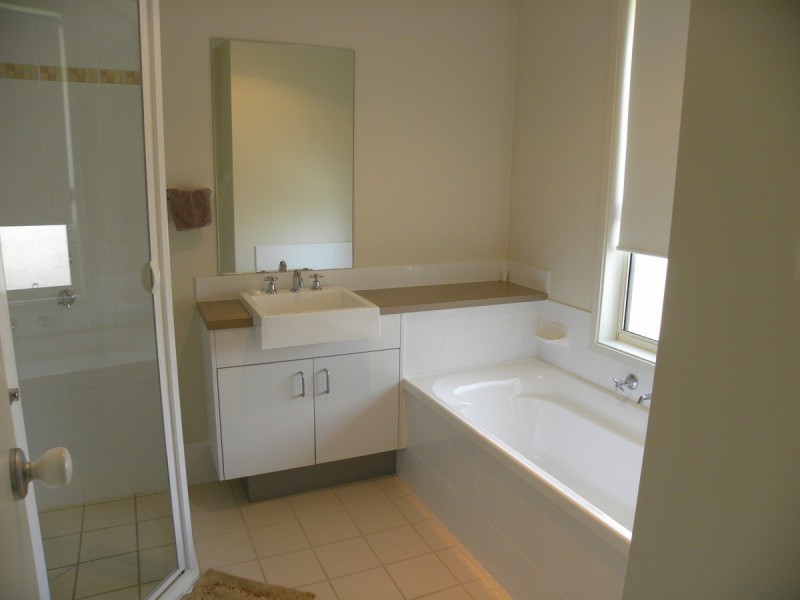 99 Settlement Drive, Wadalba NSW 2259