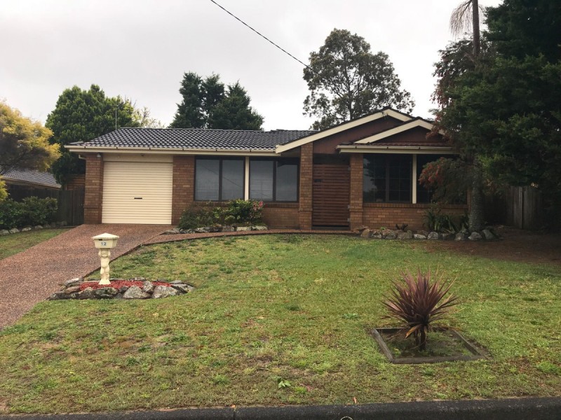 12 Peta Close, Bateau Bay NSW 2261