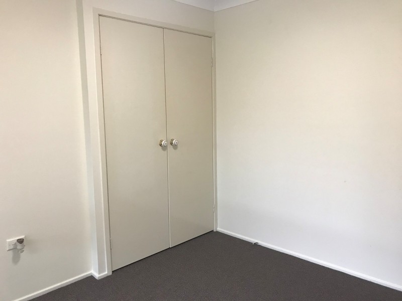 12 Peta Close, Bateau Bay NSW 2261