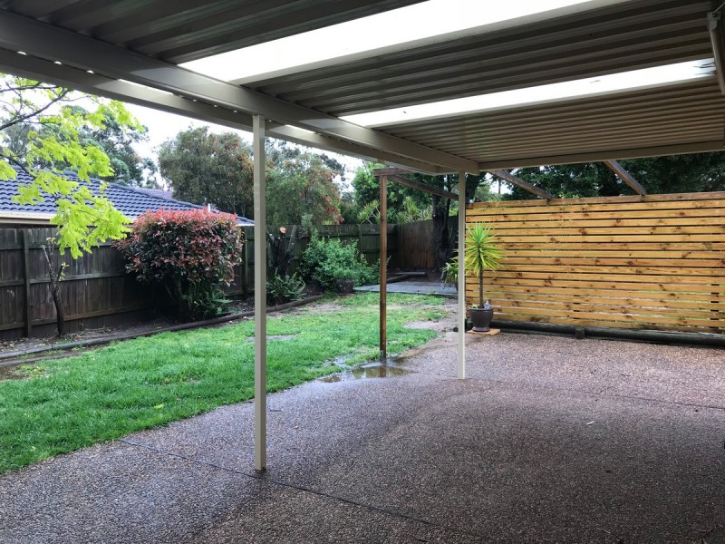 12 Peta Close, Bateau Bay NSW 2261