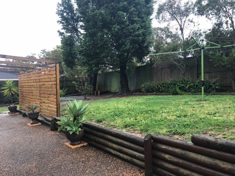 12 Peta Close, Bateau Bay NSW 2261