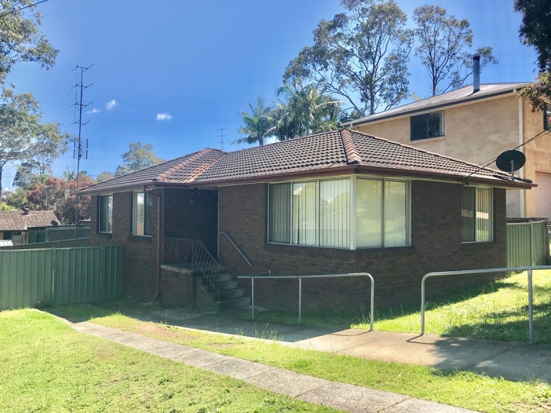 33 Stonehaven Avenue, Watanobbi NSW 2259