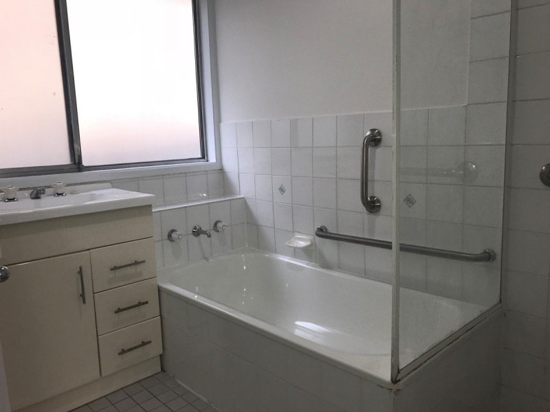 33 Stonehaven Avenue, Watanobbi NSW 2259