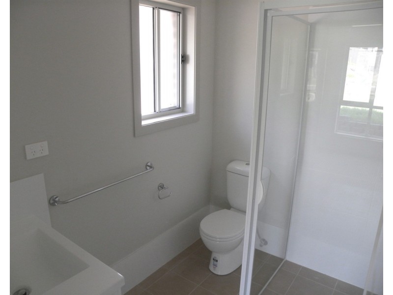 38 Melbourne Street, Wadalba NSW 2259