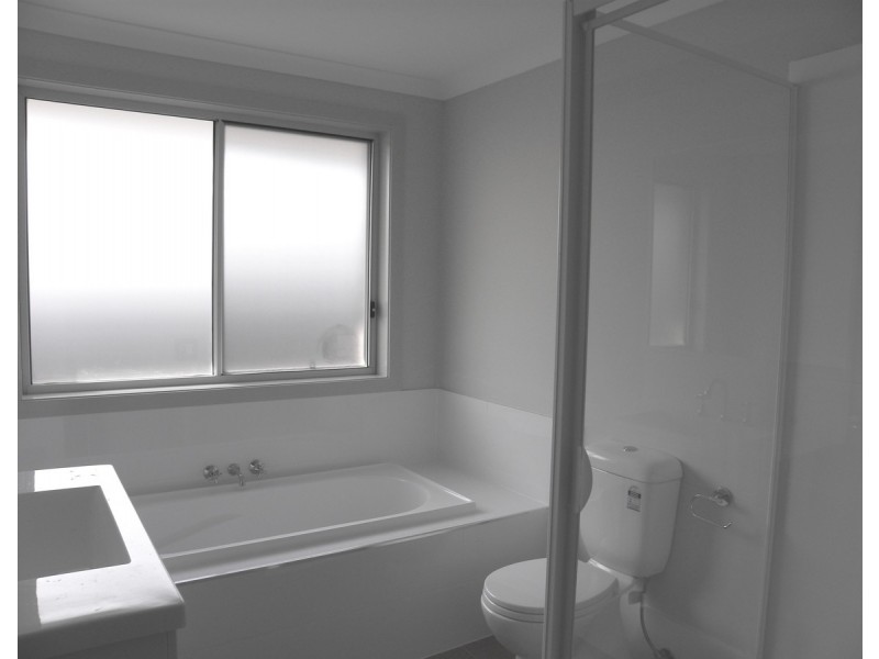 38 Melbourne Street, Wadalba NSW 2259