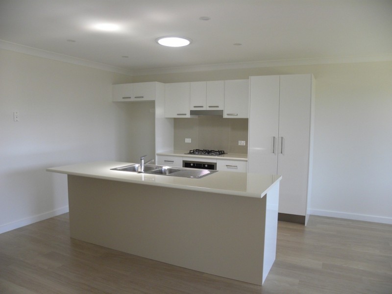 13 Salamander Road, Wadalba NSW 2259