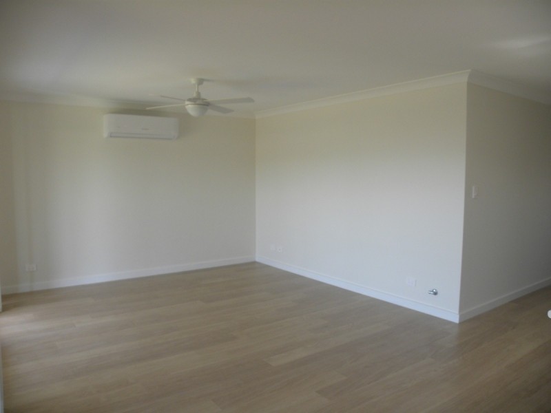 13 Salamander Road, Wadalba NSW 2259