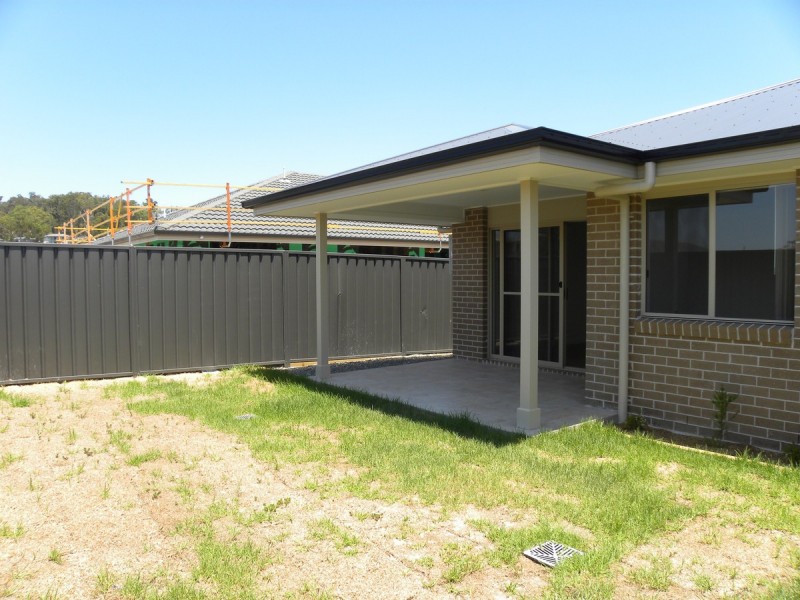 13 Salamander Road, Wadalba NSW 2259