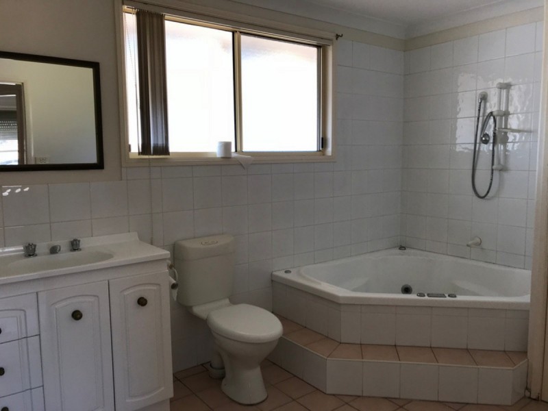 2/19 Brittania Drive, Watanobbi NSW 2259