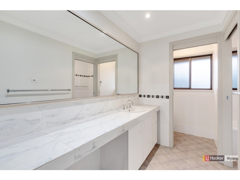 70 Northcott Avenue, Watanobbi NSW 2259