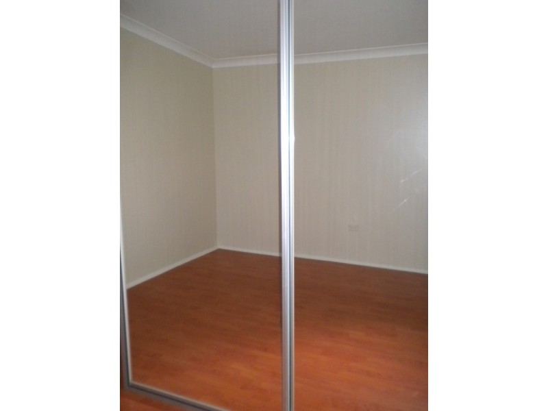 10 Kevin Street, Mannering Park NSW 2259