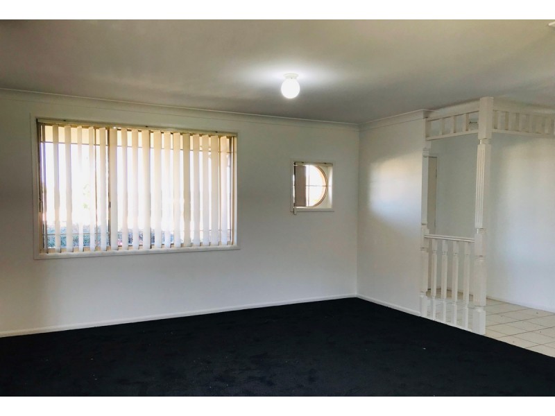 5 Piper Drive, Hamlyn Terrace NSW 2259