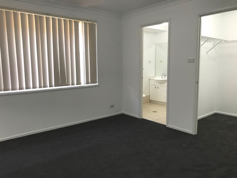 5 Piper Drive, Hamlyn Terrace NSW 2259